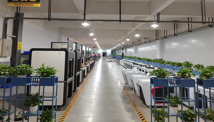 使用分切机工作时的注意事项